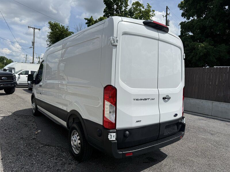 Used 2024 Ford Transit 250 148 Medium Roof Extended AWD image 2