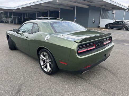 Used 2022 Dodge Challenger GT w/ Plus Package image 5