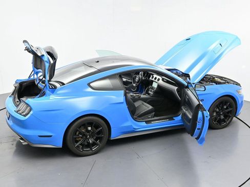 Used 2017 Ford Mustang GT Premium w/ Black Accent Package RWD image 41