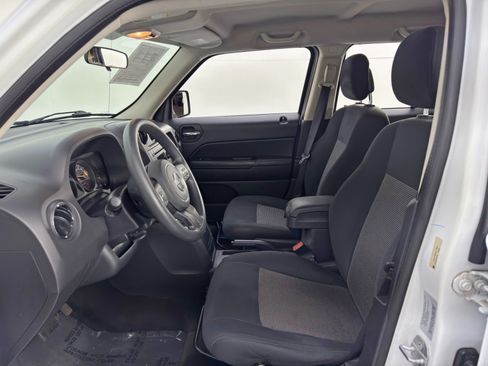 Used 2015 Jeep Patriot Sport w/ Power Value Group FWD image 15