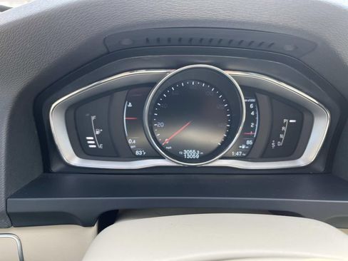 Used 2016 Volvo S60 T5 Premier w/ Convenience Package image 37