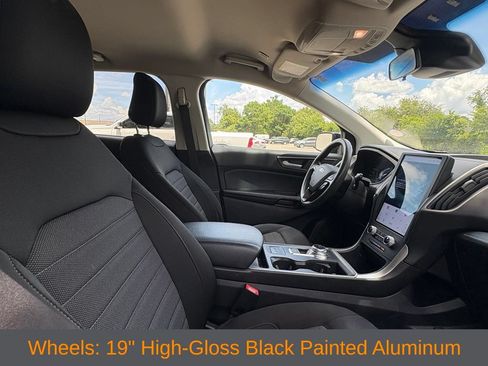 Used 2022 Ford Edge SE w/ Black Appearance Package AWD/4WD image 12
