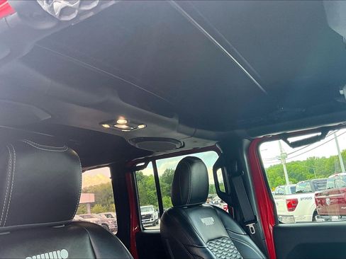 Used 2021 Jeep Wrangler Unlimited Sport AWD/4WD image 22