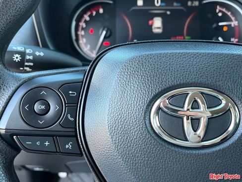 Certified 2025 Toyota RAV4 XLE AWD/4WD image 23
