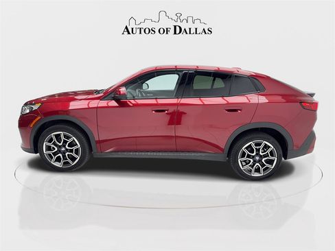 Used 2025 BMW X2 xDrive28i w/ Premium Package image 6