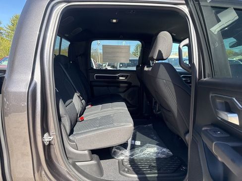 New 2026 RAM 1500 4x4 Crew Cab image 26