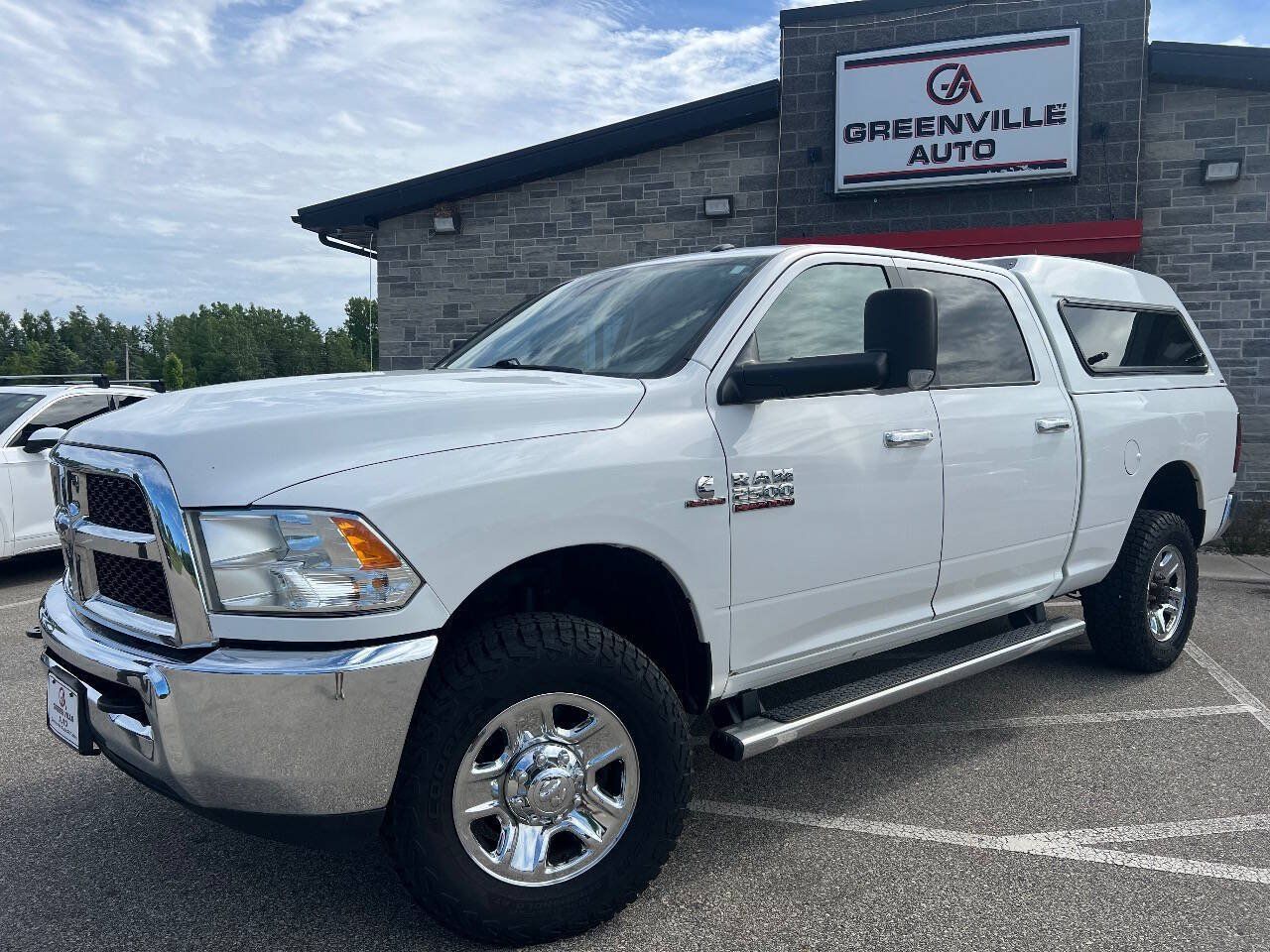 Used 2018 RAM 2500 SLT AWD/4WD image 1