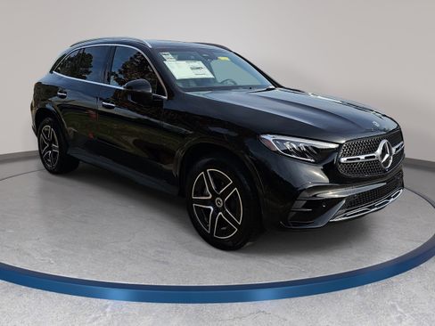 New 2026 Mercedes-Benz GLC 300 image 3