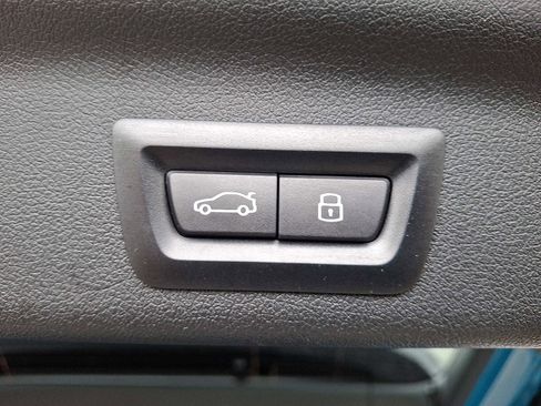 Used 2025 BMW X1 xDrive28i w/ Premium Package image 29