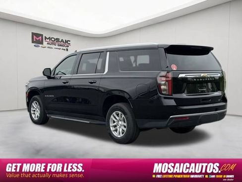 Used 2024 Chevrolet Suburban LT AWD/4WD image 5