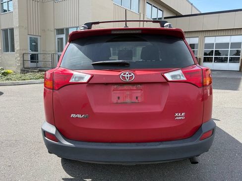 Used 2015 Toyota RAV4 XLE AWD/4WD image 3