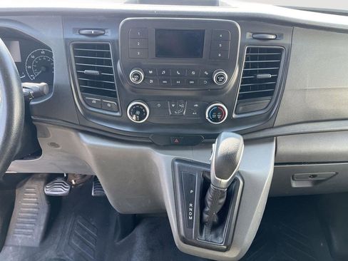 Used 2022 Ford Transit 350 DRW image 11