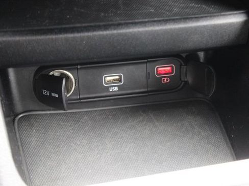 Used 2024 Kia Forte LXS w/ LXS Technology Package FWD image 8