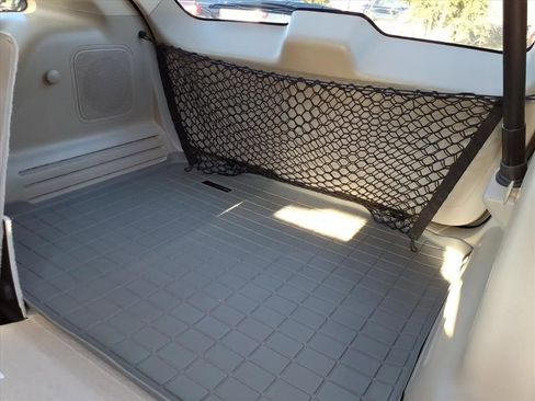 Used 2014 Lincoln MKX FWD w/ Equipment Group 101A image 13