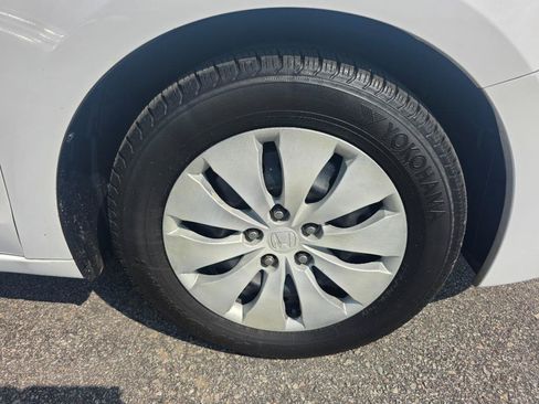 Used 2009 Honda Accord LX image 19