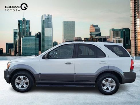 Used 2008 Kia Sorento EX w/ Luxury Pkg image 2