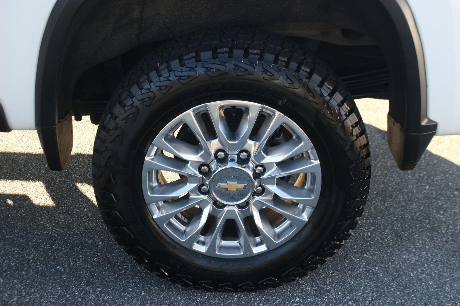 Used 2021 Chevrolet Silverado 2500 High Country AWD/4WD image 40