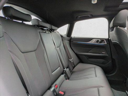 Used 2025 BMW 430i xDrive w/ M Sport Package AWD/4WD image 21