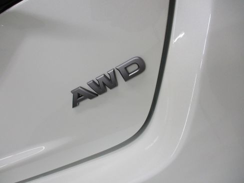 New 2025 Nissan Altima 2.5 SR image 11