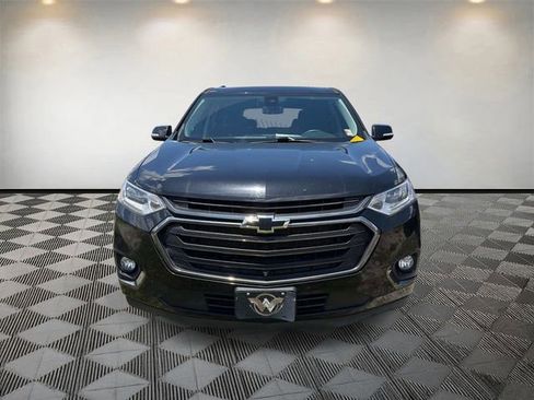 Used 2020 Chevrolet Traverse Premier w/ Redline Edition FWD image 2