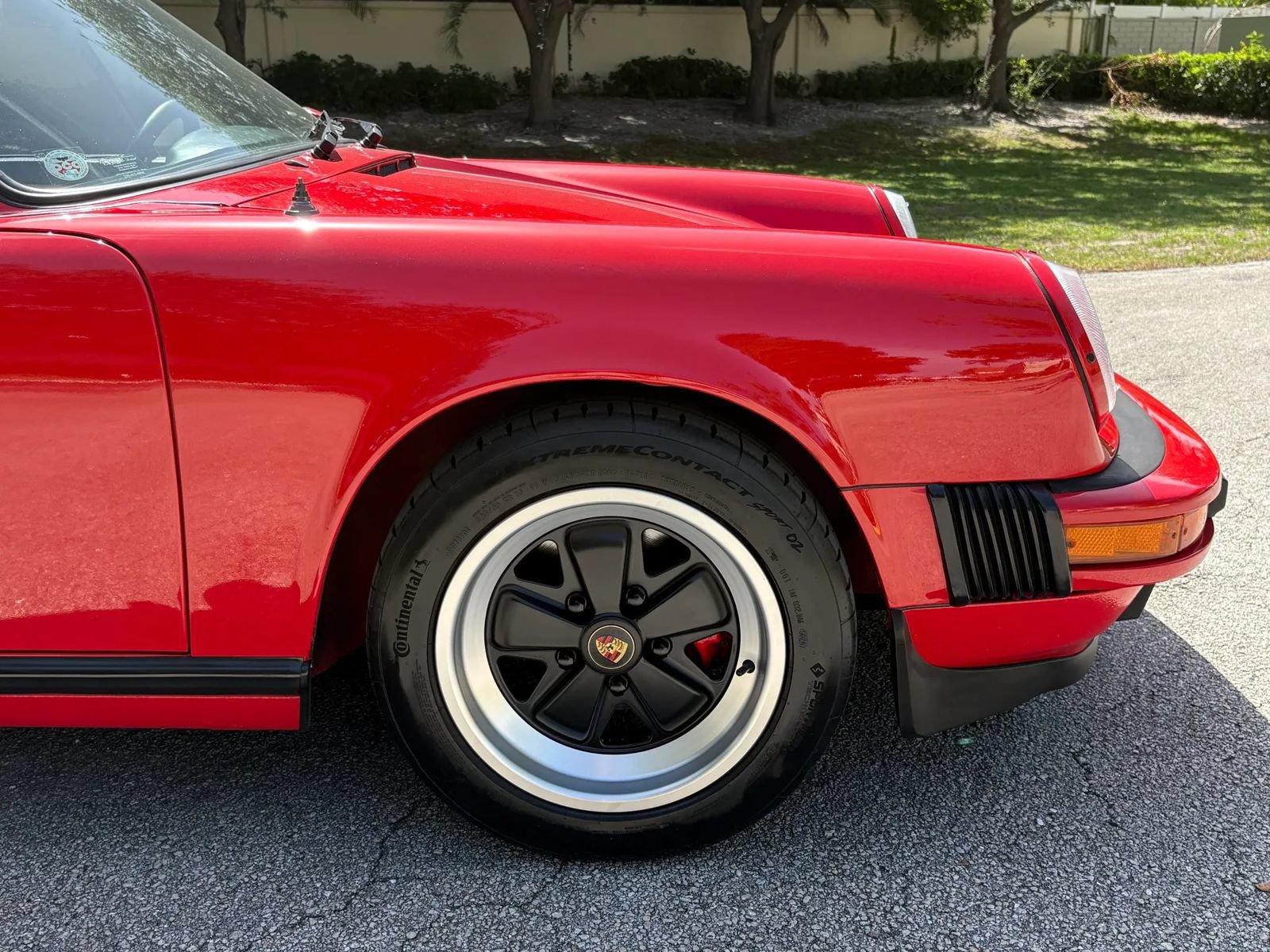 Used 1988 Porsche 911 Carrera RWD image 9