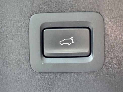Used 2025 MAZDA CX-5 AWD 2.5 S w/ Preferred Package image 19
