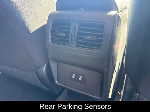 Used 2024 Nissan Rogue SV image 13