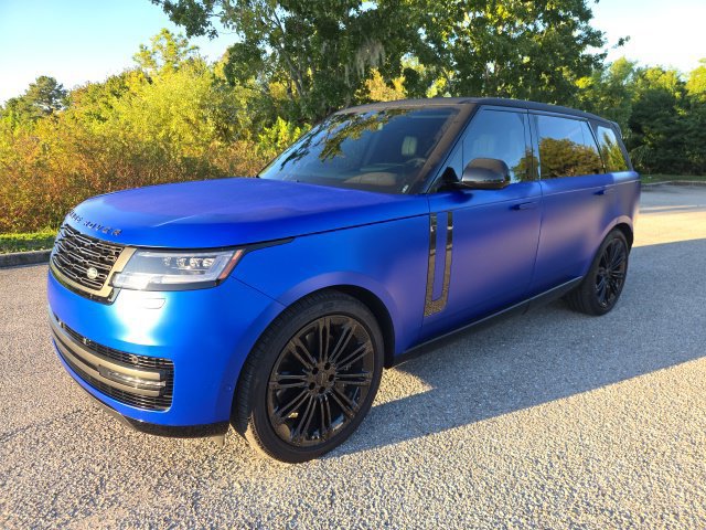 Used 2025 Land Rover Range Rover Long Wheelbase SE AWD/4WD image 1