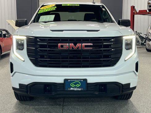 Certified 2023 GMC Sierra 1500 Pro w/ Graphite Edition AWD/4WD image 8
