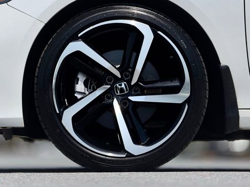 Used 2022 Honda Accord Sport image 18