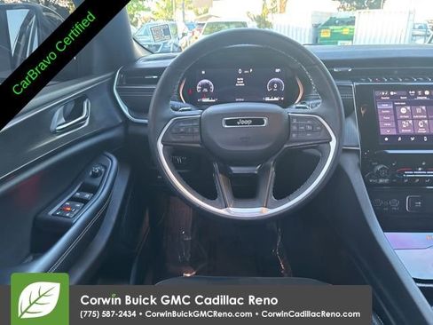 Used 2024 Jeep Grand Cherokee L Altitude AWD/4WD image 33