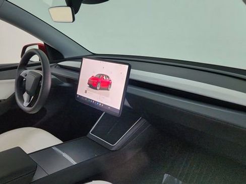 Used 2026 Tesla Model Y AWD image 20