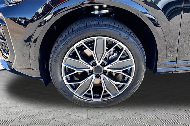New 2026 Audi Q5 Premium Plus AWD/4WD image 8