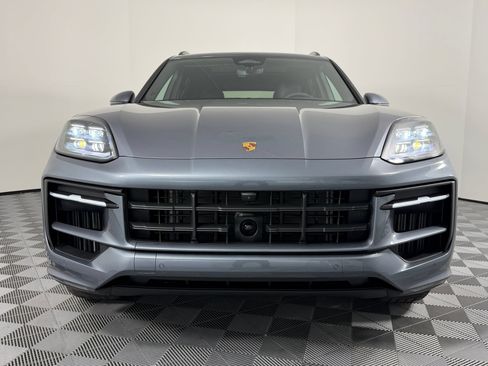 Certified 2026 Porsche Cayenne AWD/4WD image 6