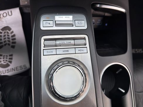 Used 2024 Genesis GV70 3.5T Sport w/ Sport Advanced Package image 39