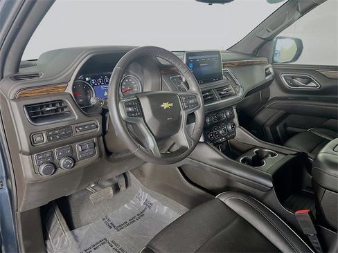 Used 2021 Chevrolet Tahoe Premier w/ Premium Package image 10