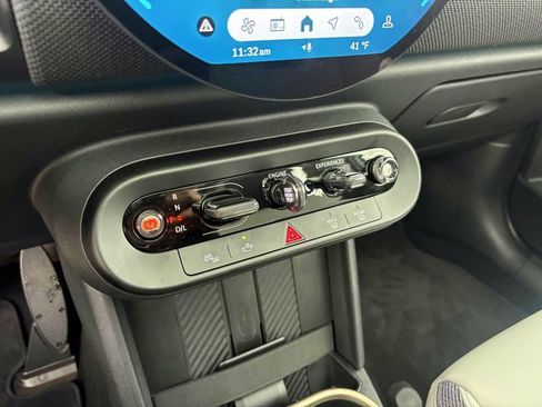 Used 2025 MINI Cooper S image 21