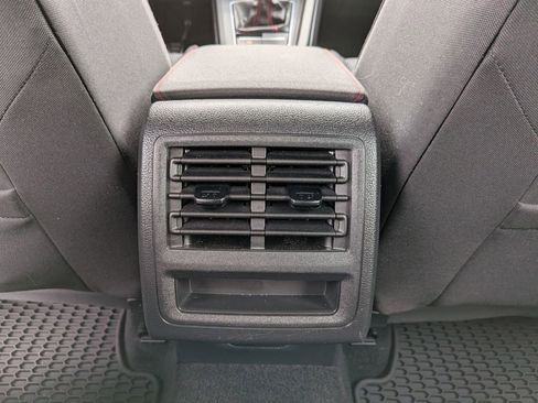 Used 2022 Volkswagen GTI SE FWD image 23