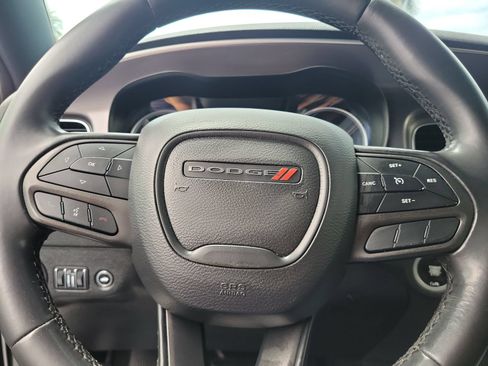 Used 2020 Dodge Charger SXT RWD image 23