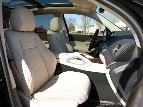 New 2026 Mercedes-Benz GLE 450 4MATIC image 37