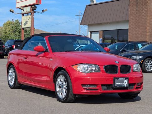 Used 2008 BMW 128i Convertible image 13