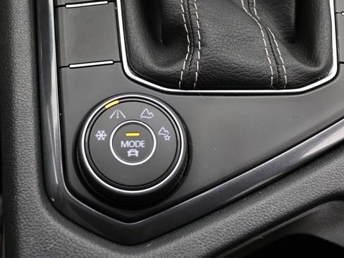 Used 2024 Volkswagen Tiguan S image 20