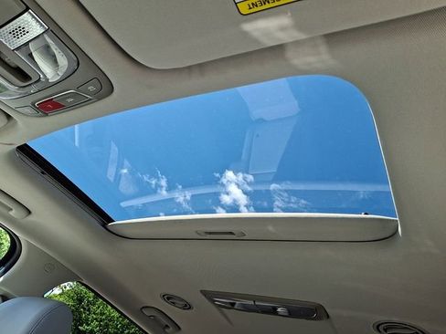 Certified 2025 Kia Telluride S AWD/4WD image 15