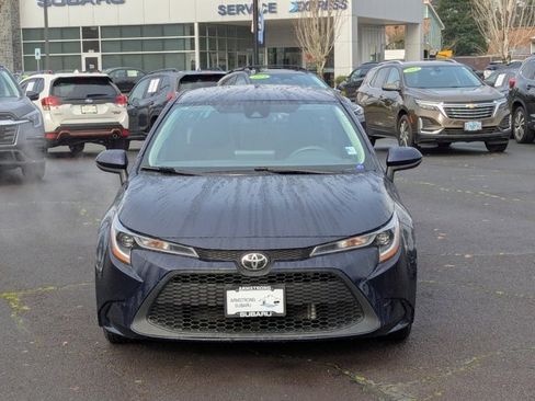 Used 2022 Toyota Corolla LE image 8