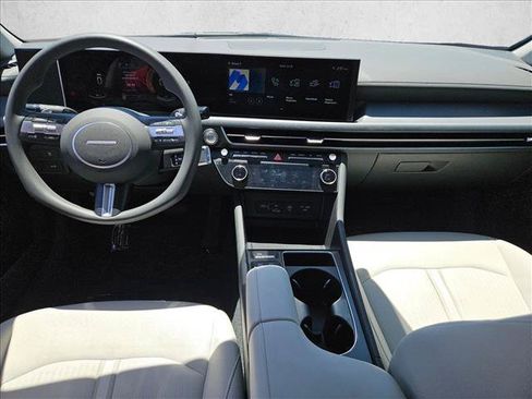 Used 2025 Hyundai Sonata SEL FWD image 20