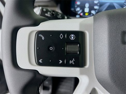 New 2026 Land Rover Defender 110 S image 10