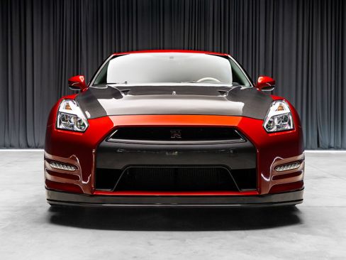 Used 2016 Nissan GT-R Premium AWD/4WD image 28