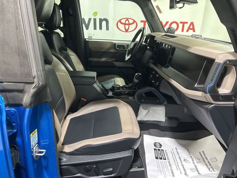 Used 2022 Ford Bronco Wildtrak AWD/4WD image 10