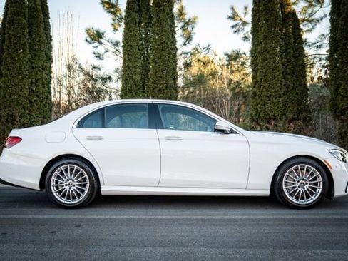 Used 2021 Mercedes-Benz E 350 Sedan w/ Premium Package image 10