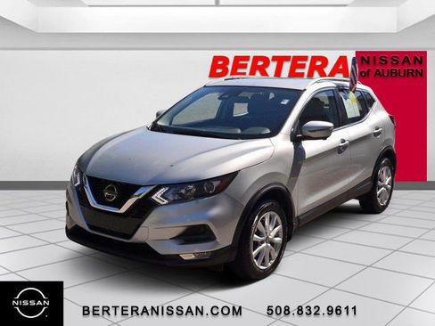 Used 2022 Nissan Rogue Sport SV w/ Technology Package AWD/4WD image 4